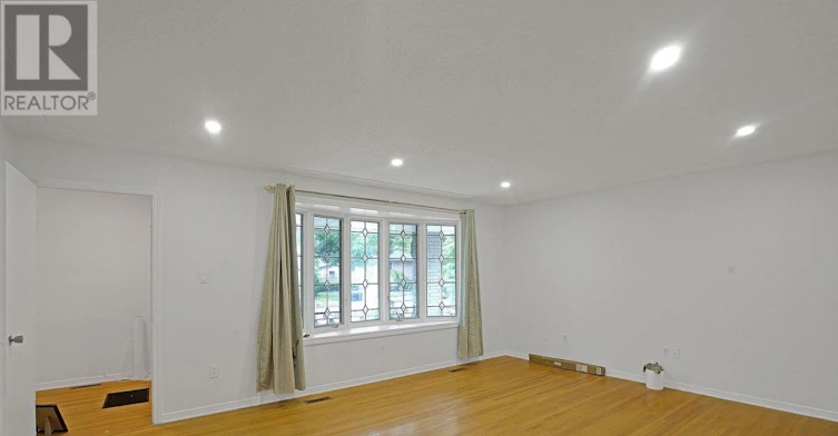 UPPER-1595 Borden Street, London, ON, N5W 2P9 - 5