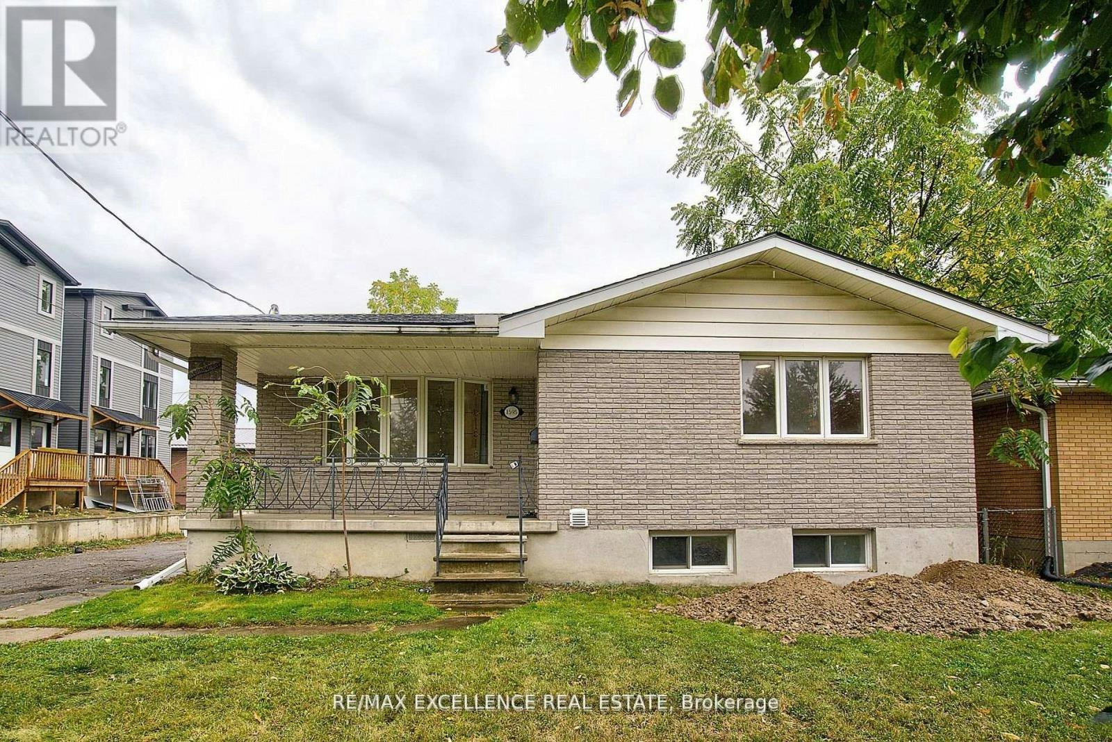 UPPER-1595 Borden Street, London, ON, N5W 2P9