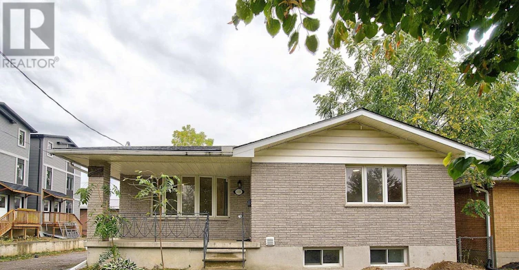 UPPER-1595 Borden Street, London, ON, N5W 2P9