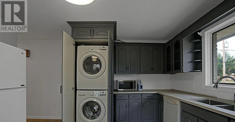 UPPER-1595 Borden Street, London, ON, N5W 2P9 - 24