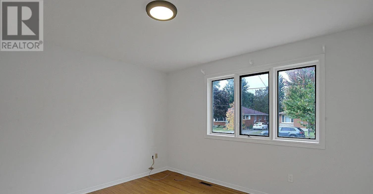 UPPER-1595 Borden Street, London, ON, N5W 2P9 - 12