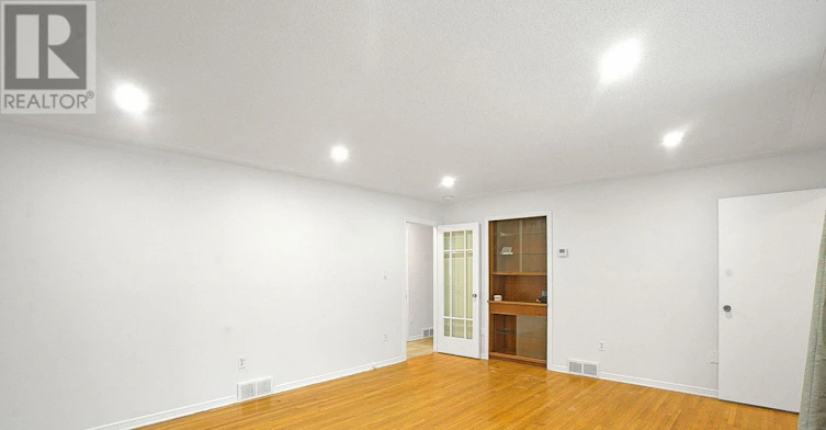 UPPER-1595 Borden Street, London, ON, N5W 2P9 - 8