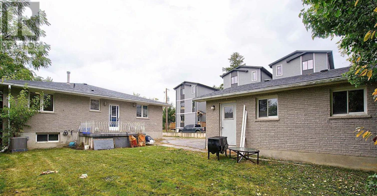 UPPER-1595 Borden Street, London, ON, N5W 2P9 - 26