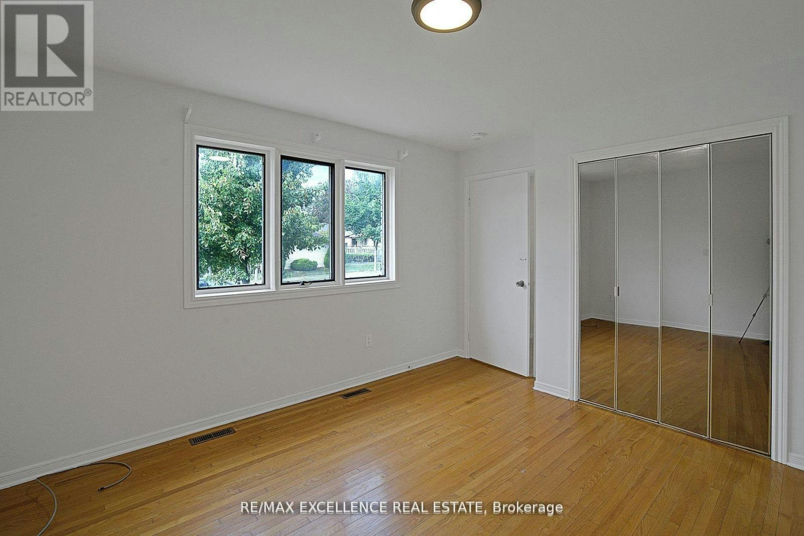 UPPER-1595 Borden Street, London, ON, N5W 2P9 - 13