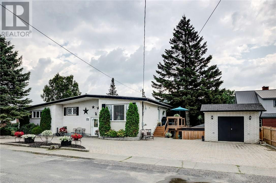 35 Cedar Street, Greater Sudbury, ON, P0M 2C0