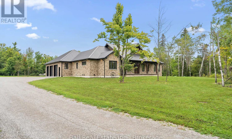 149 Ellwood Crescent