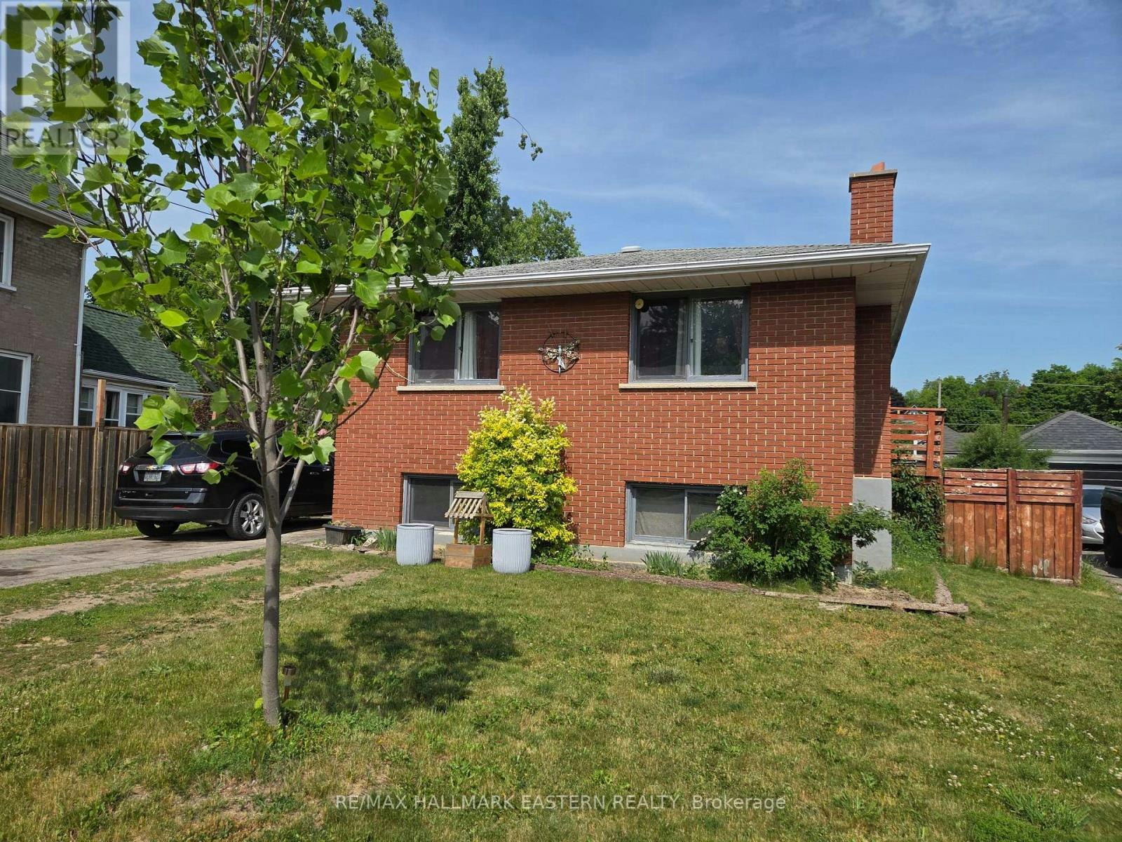 618 Donegal Street, Peterborough, ON, K9H 4M5