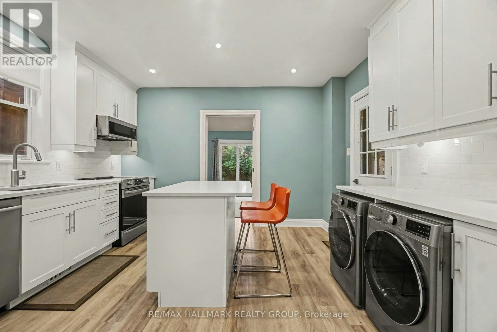 58 Concord Street N, Ottawa, ON, K1S 0Y6 - 8