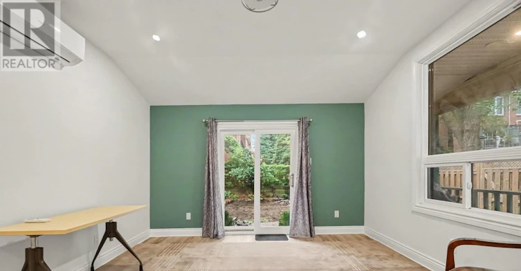 58 Concord Street N, Ottawa, ON, K1S 0Y6 - 13