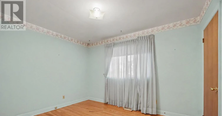 23 Elma Street, Ottawa, ON, K1T 3W8 - 10