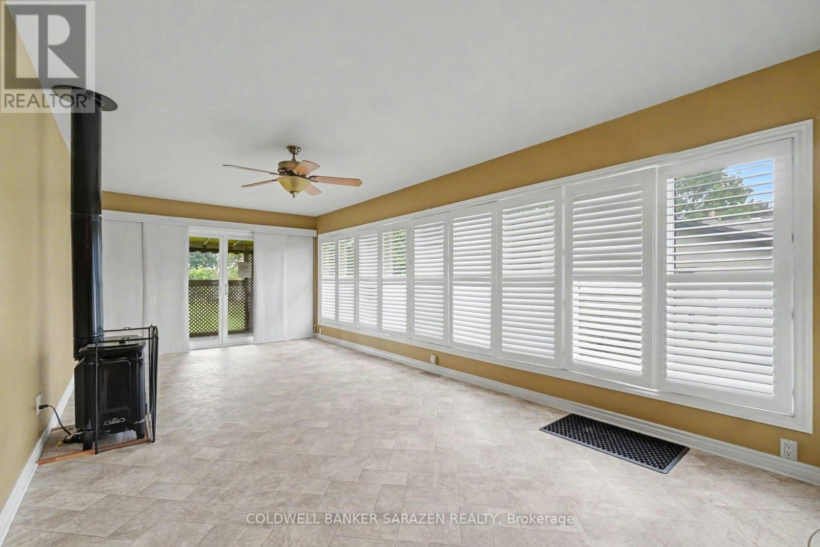23 Elma Street, Ottawa, ON, K1T 3W8 - 6
