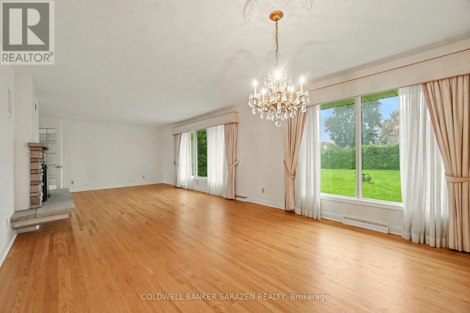 23 Elma Street, Ottawa, ON, K1T 3W8 - 2