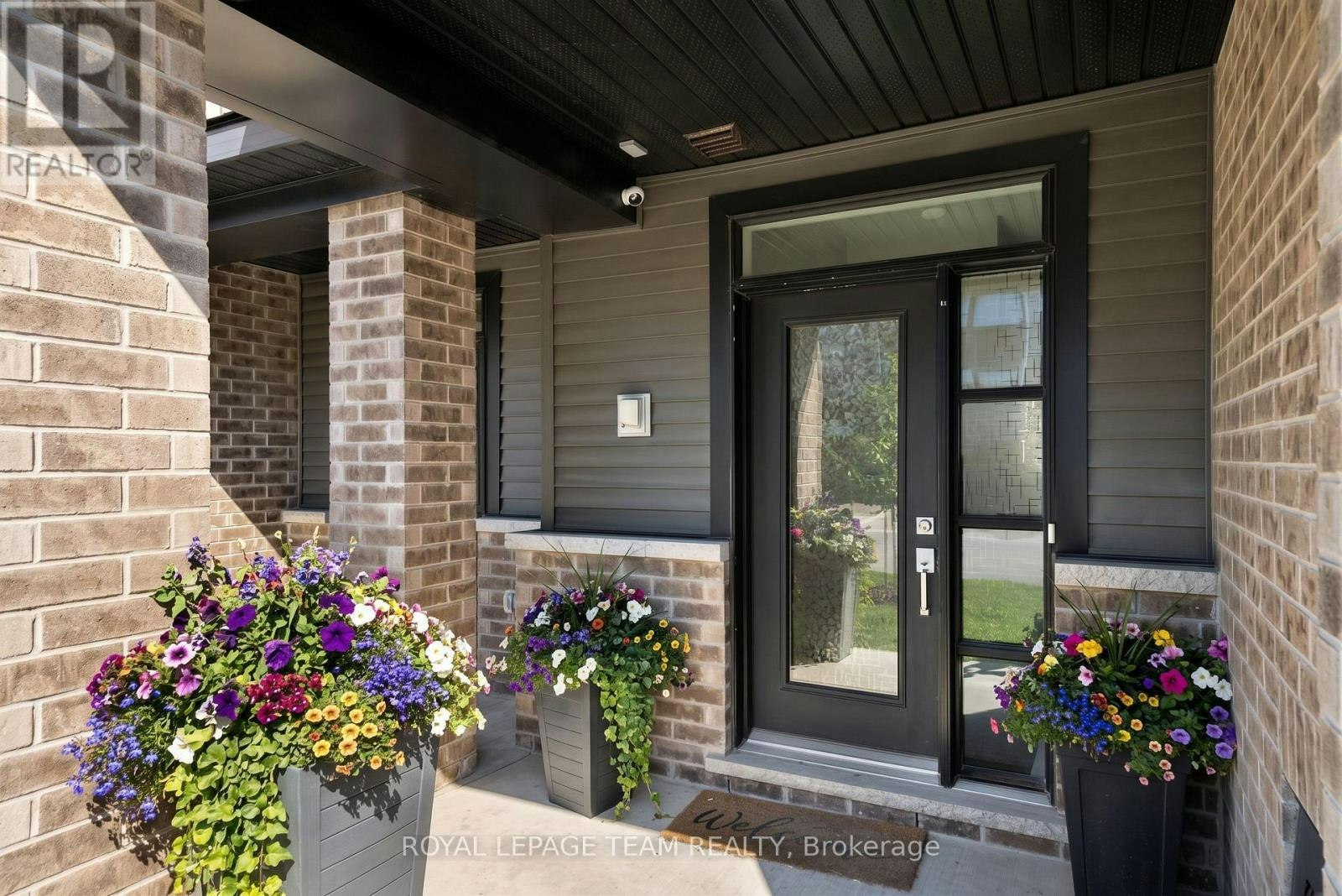 719 Doneraile Walk, Manotick, ON, K2J 7B9 - 3