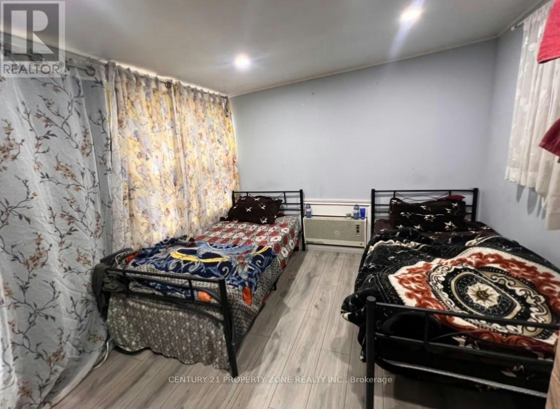 6 Roehampton Crescent W, Brampton, ON, L6Y 2R4 - 8