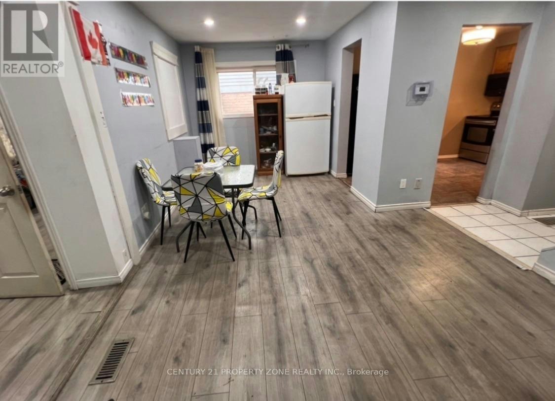 6 Roehampton Crescent W, Brampton, ON, L6Y 2R4 - 4
