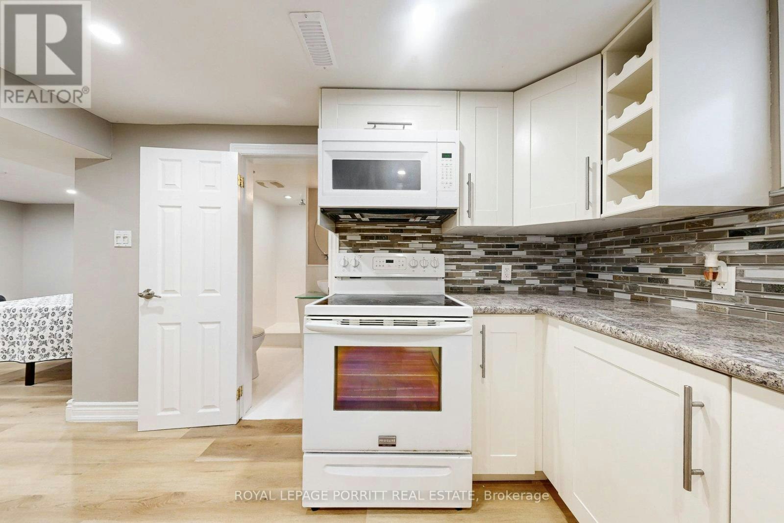 C-73 Gort Avenue, Toronto, ON, M8W 3Y9 - 3