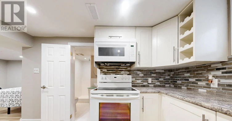 C-73 Gort Avenue, Toronto, ON, M8W 3Y9 - 3