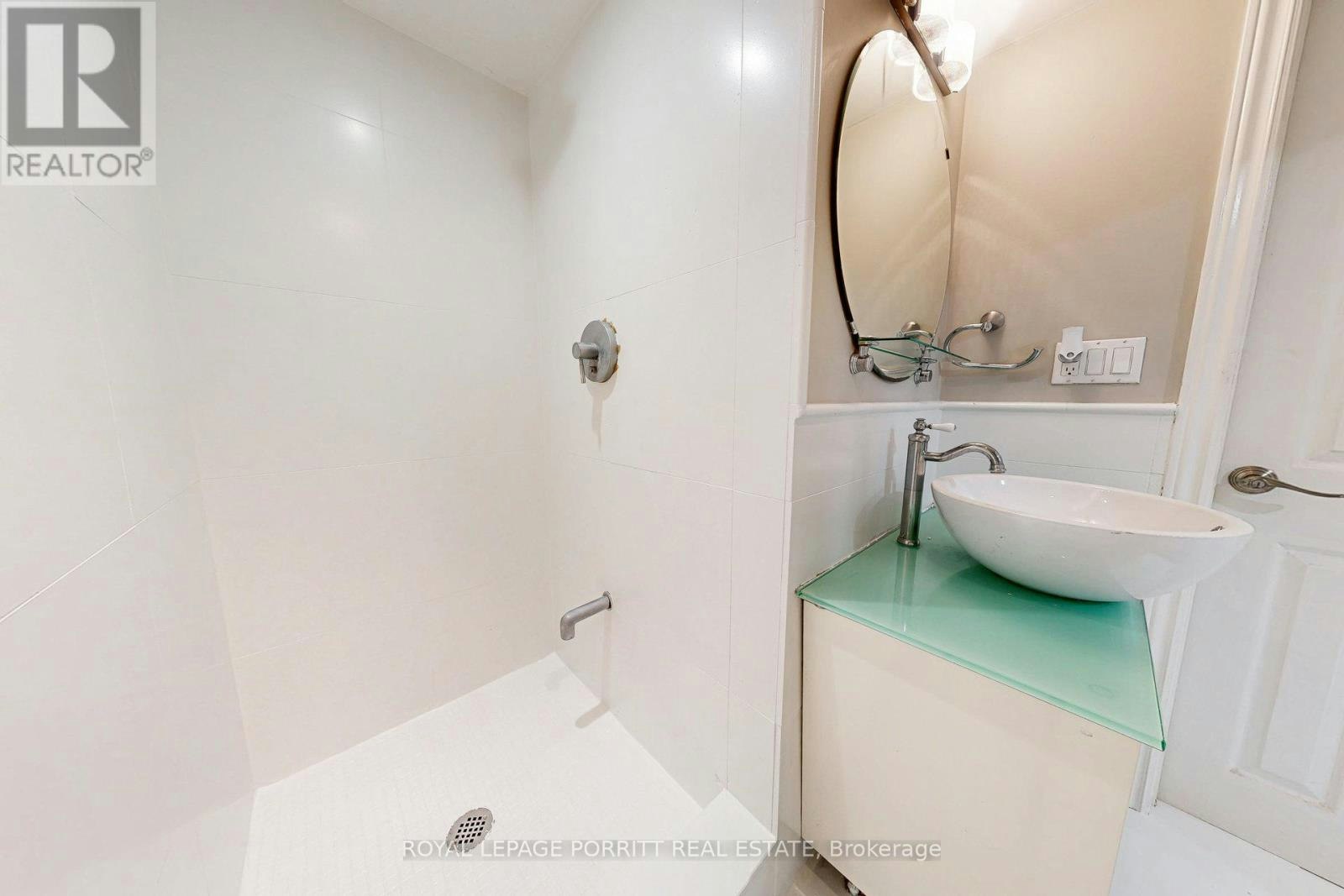 C-73 Gort Avenue, Toronto, ON, M8W 3Y9 - 11