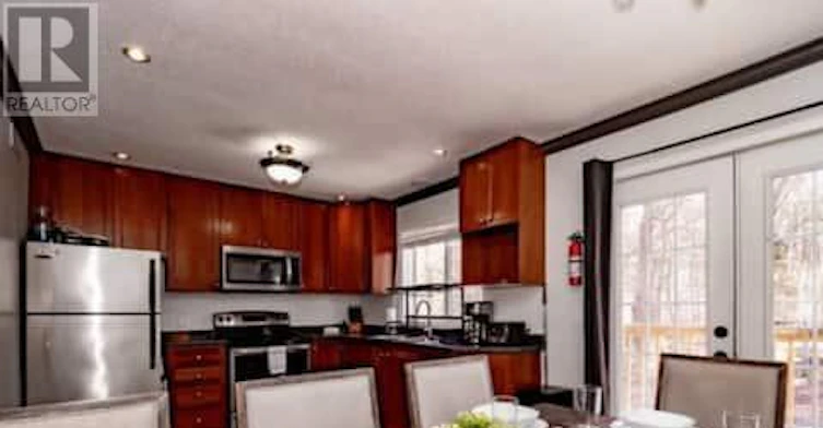 1-879 Stephenson Road E, Huntsville, ON, P0B 1L0 - 4
