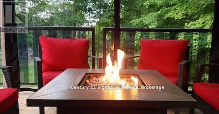 1-879 Stephenson Road E, Huntsville, ON, P0B 1L0 - 3