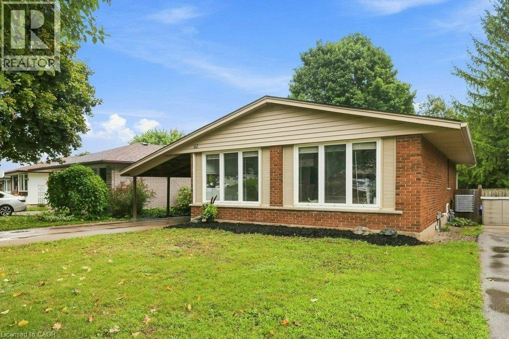 62 Pinedale Drive, Kitchener, ON, N2E 1J7