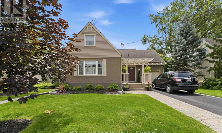 25 Glenview Avenue