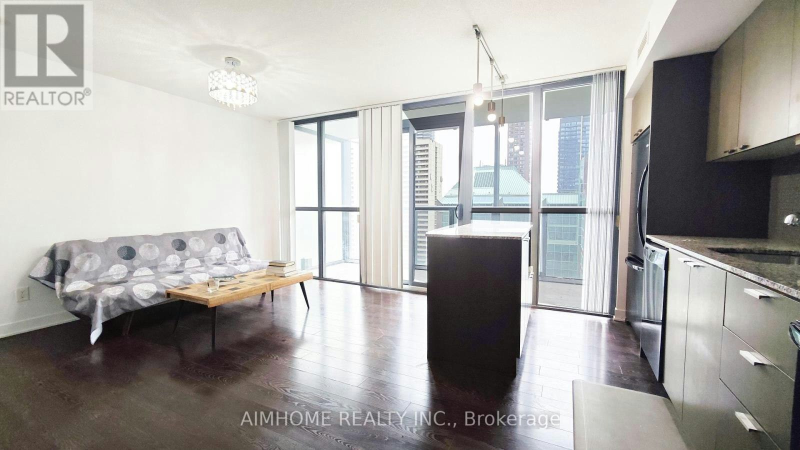 1510-110 Charles Street, Toronto, ON, M4Y 1T5