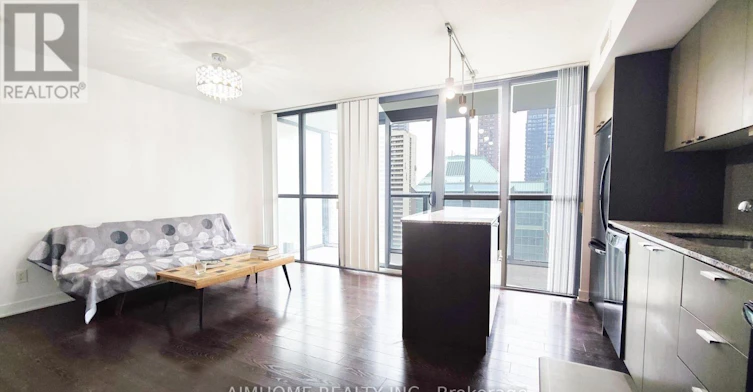 1510-110 Charles Street, Toronto, ON, M4Y 1T5