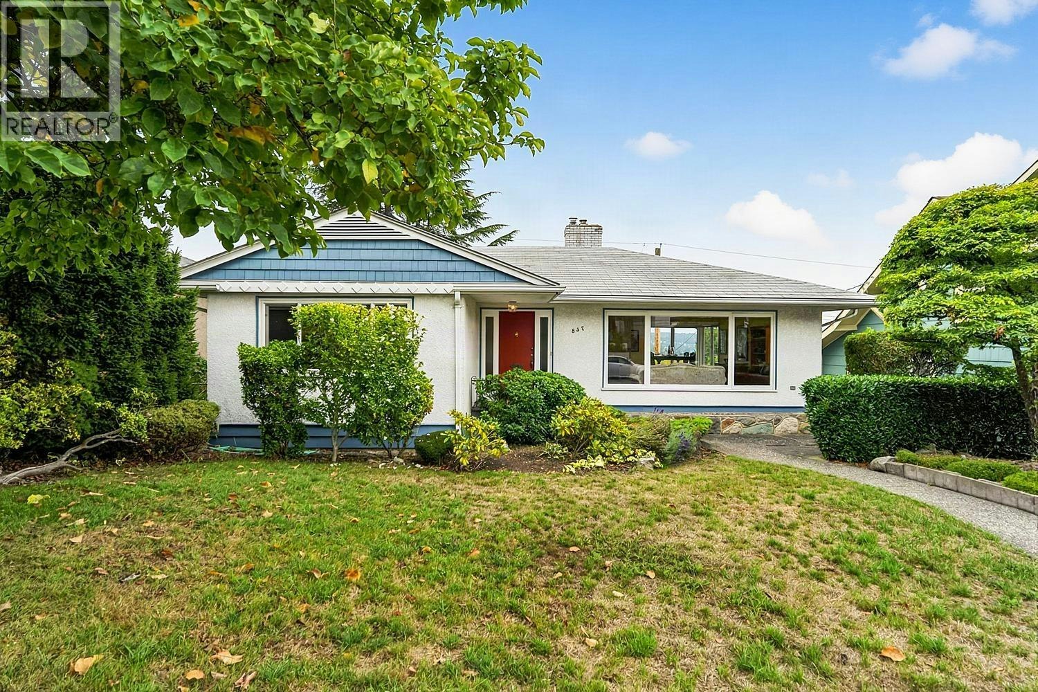 837 Burnaby Street, New Westminster, BC, V3L 4V8