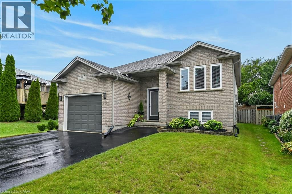 34 Brewster Way, Brantford, ON, N3T 6N4