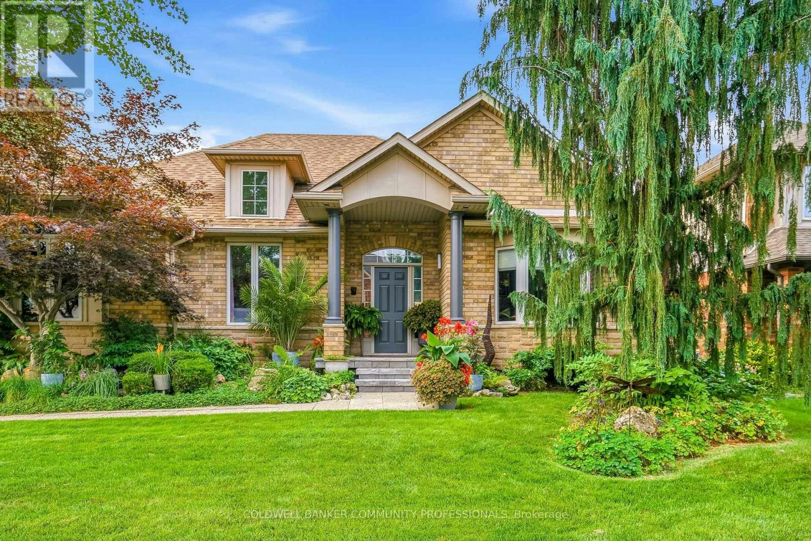 517 Genista Drive, Burlington, ON, L7T 4L6