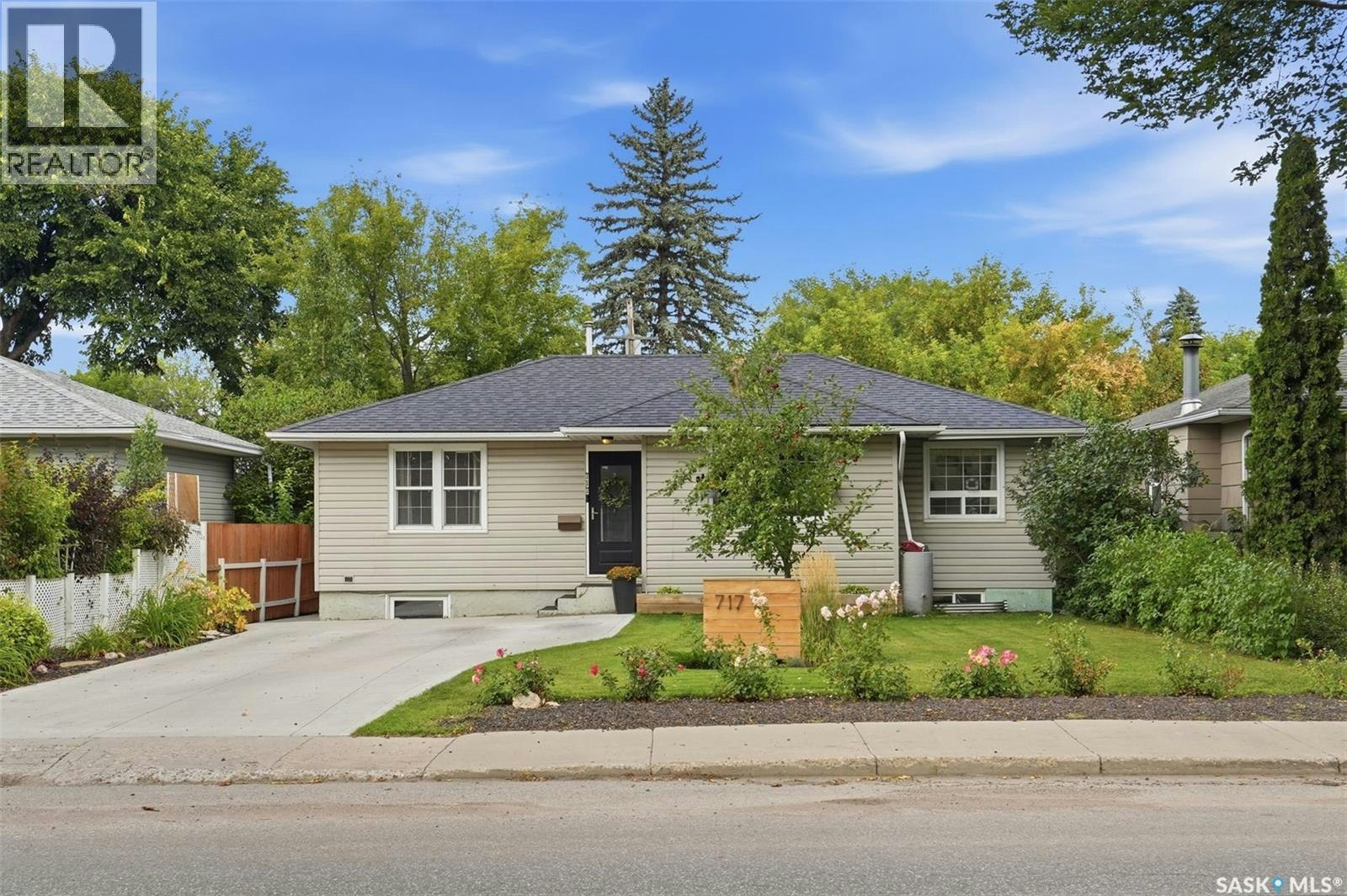 717 Taylor Street E, Saskatoon, SK, S7H 1W1