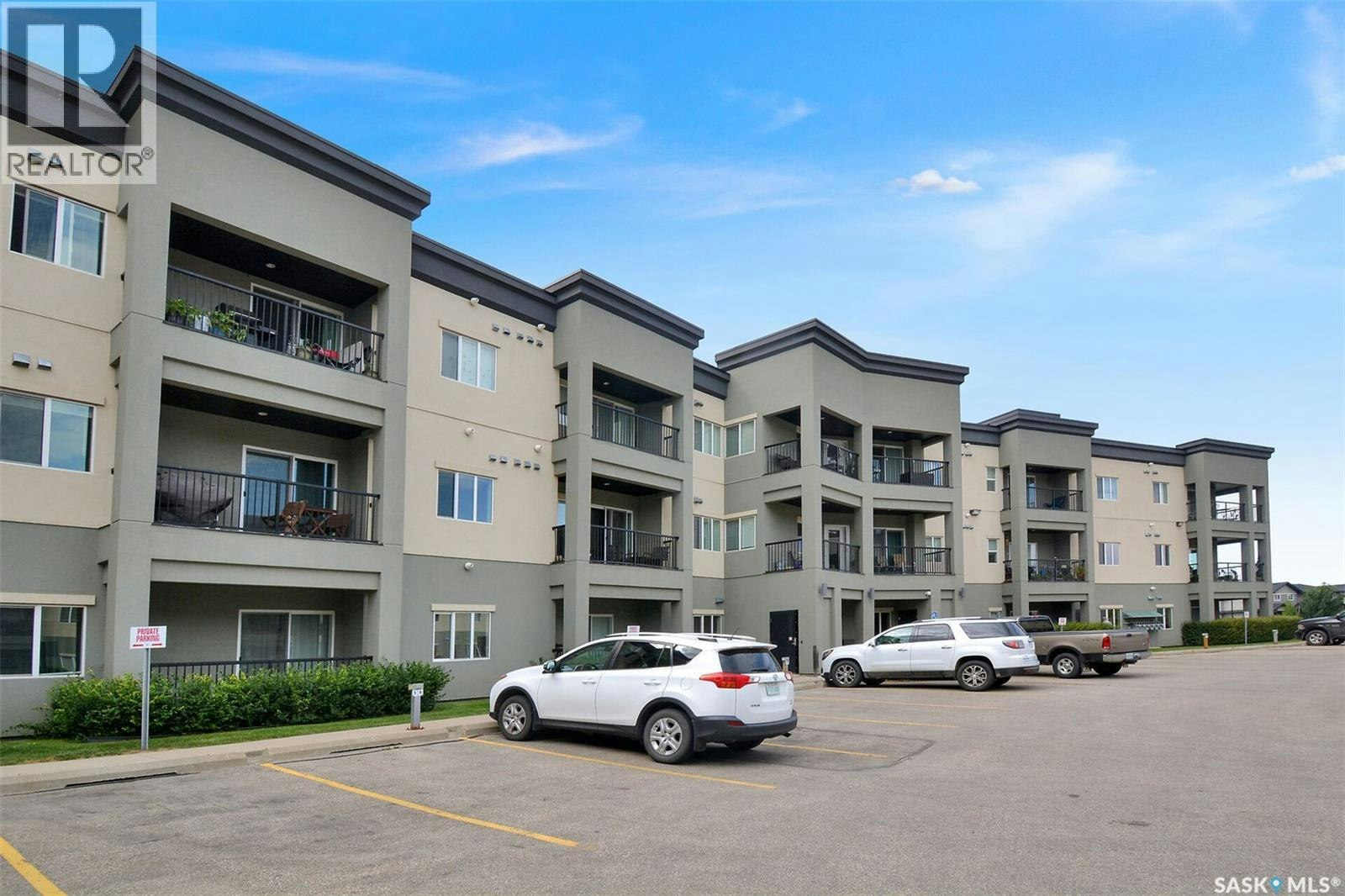 205-110 Hampton Circle, Saskatoon, SK, S7R 0C5