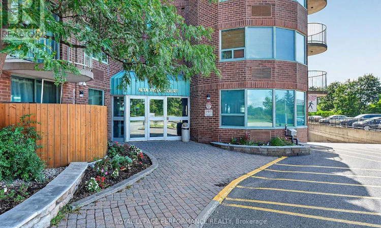403-1440 Heron Road