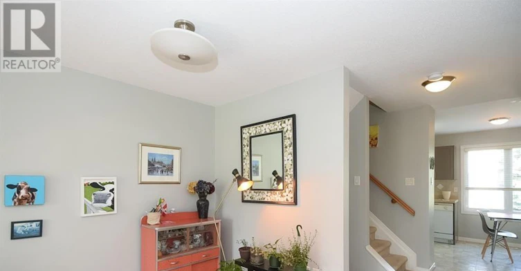 12 Manhattan Crescent, Ottawa, ON, K2C 4B4 - 10