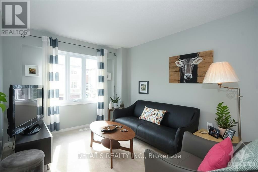 12 Manhattan Crescent, Ottawa, ON, K2C 4B4 - 7
