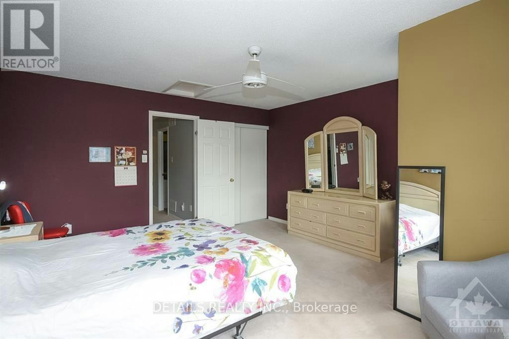 12 Manhattan Crescent, Ottawa, ON, K2C 4B4 - 24