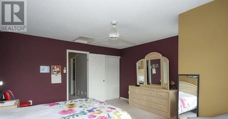 12 Manhattan Crescent, Ottawa, ON, K2C 4B4 - 24
