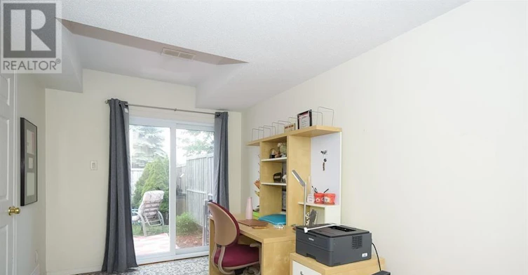 12 Manhattan Crescent, Ottawa, ON, K2C 4B4 - 26