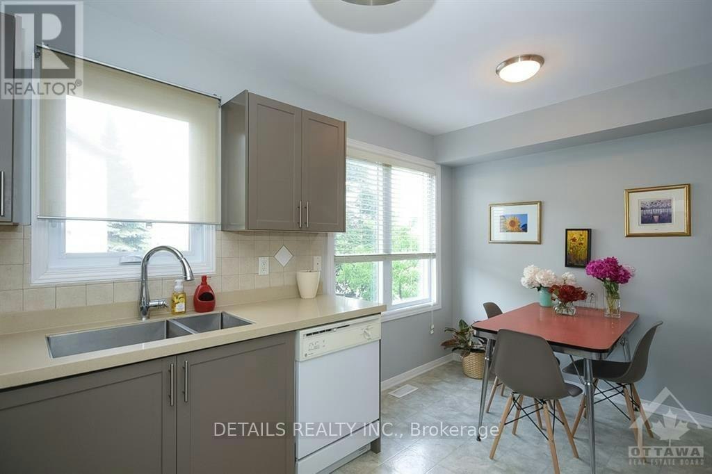 12 Manhattan Crescent, Ottawa, ON, K2C 4B4 - 16