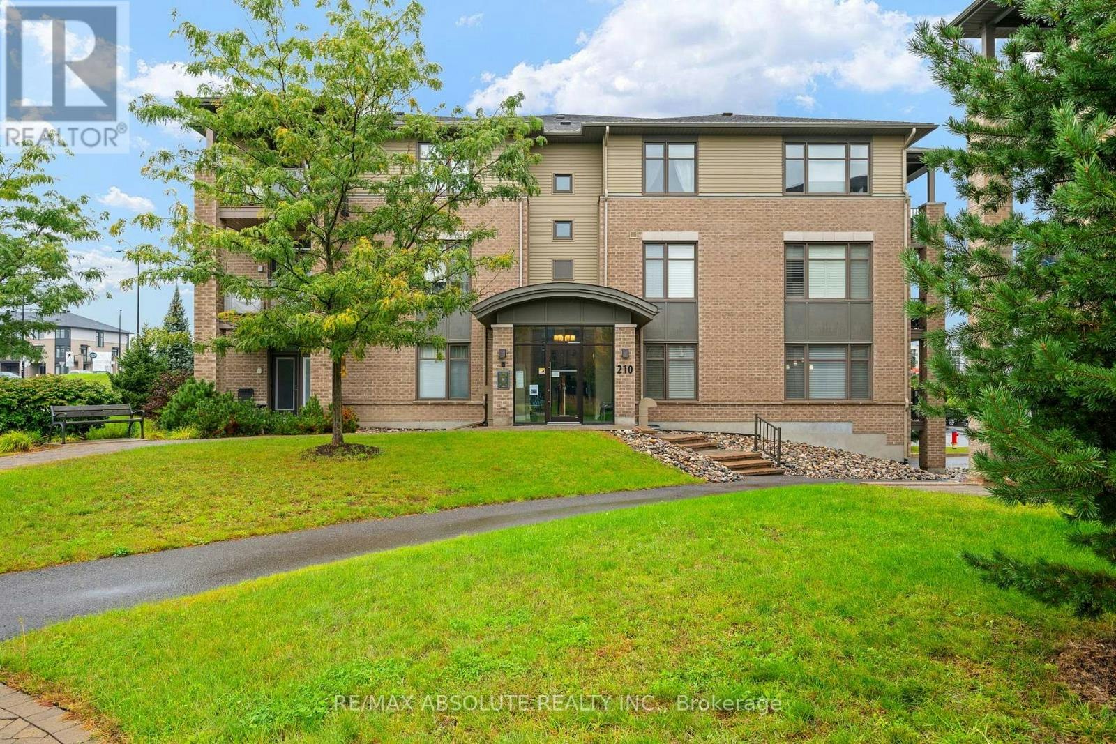 203-210 Janka Private, Ottawa, ON, K2V 0E6