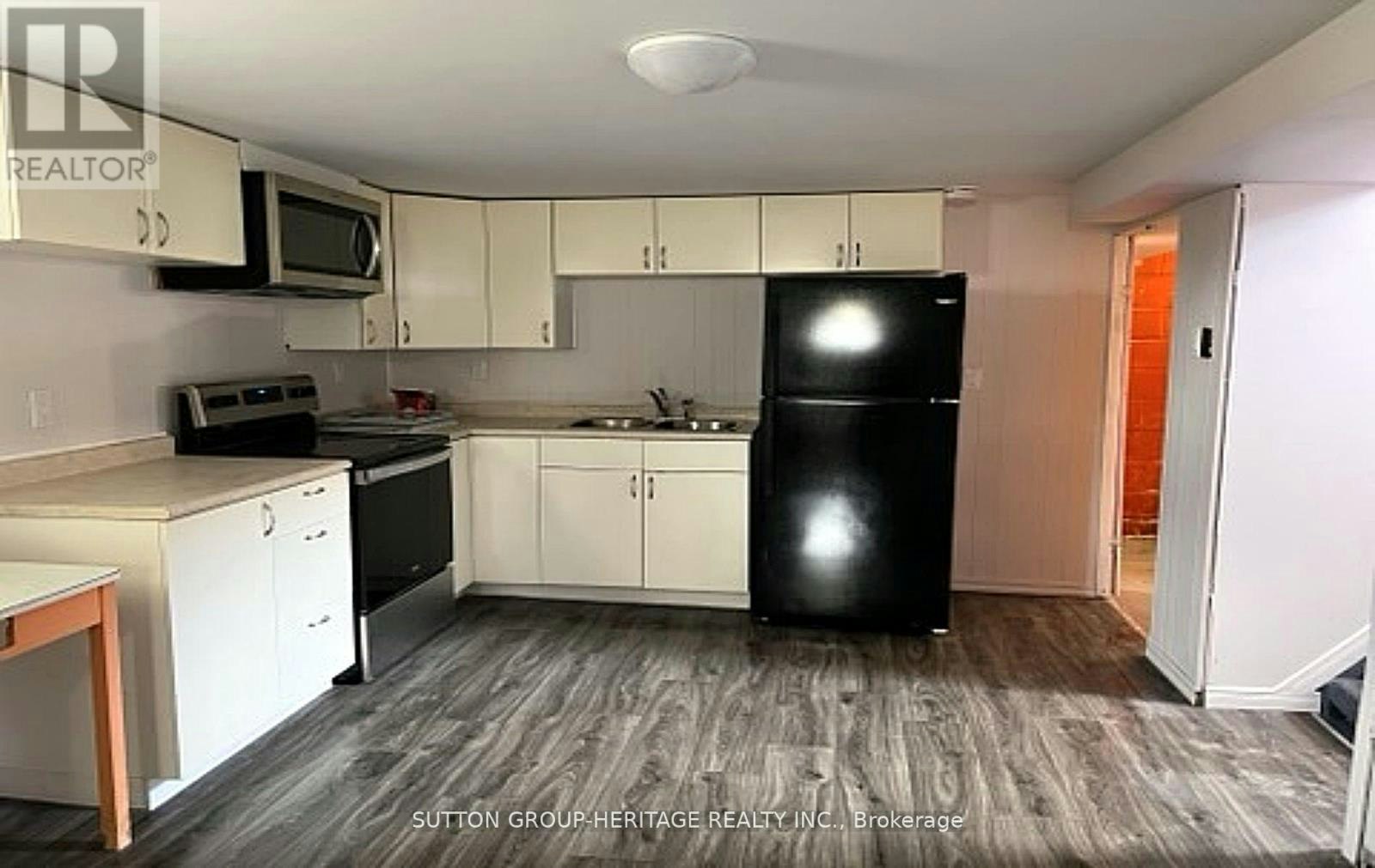 LOWER-49 Grassmere Court, Oshawa, ON, L1H 3X3 - 4