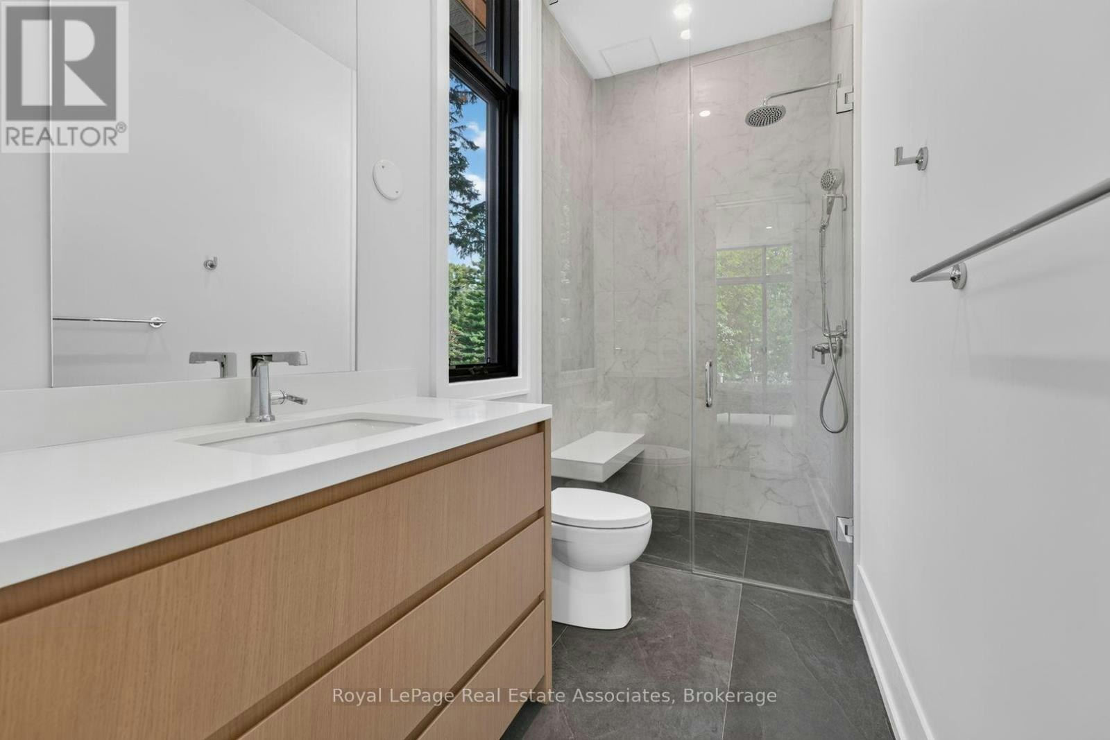 1270 Birchview Drive, Mississauga, ON, L5H 3E4 - 37