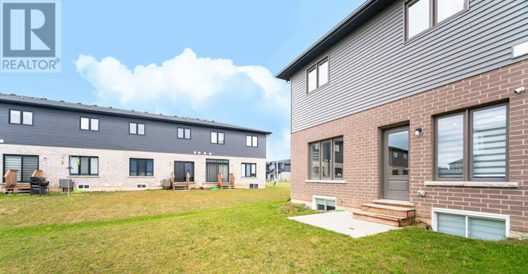 7381 Matteo Drive, Niagara Falls, ON, L2H 3T3 - 39