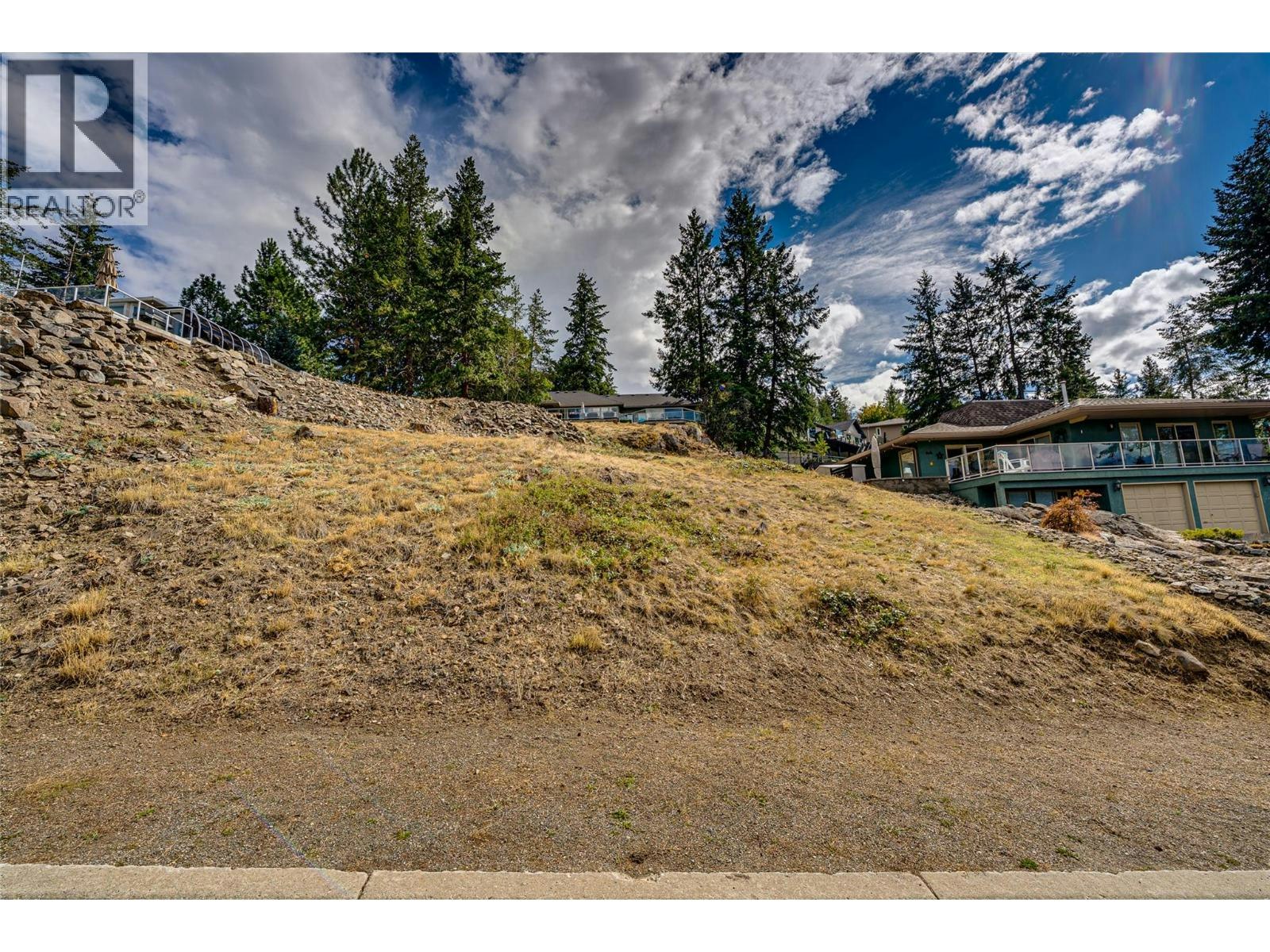 52 Peregrine Way - 4