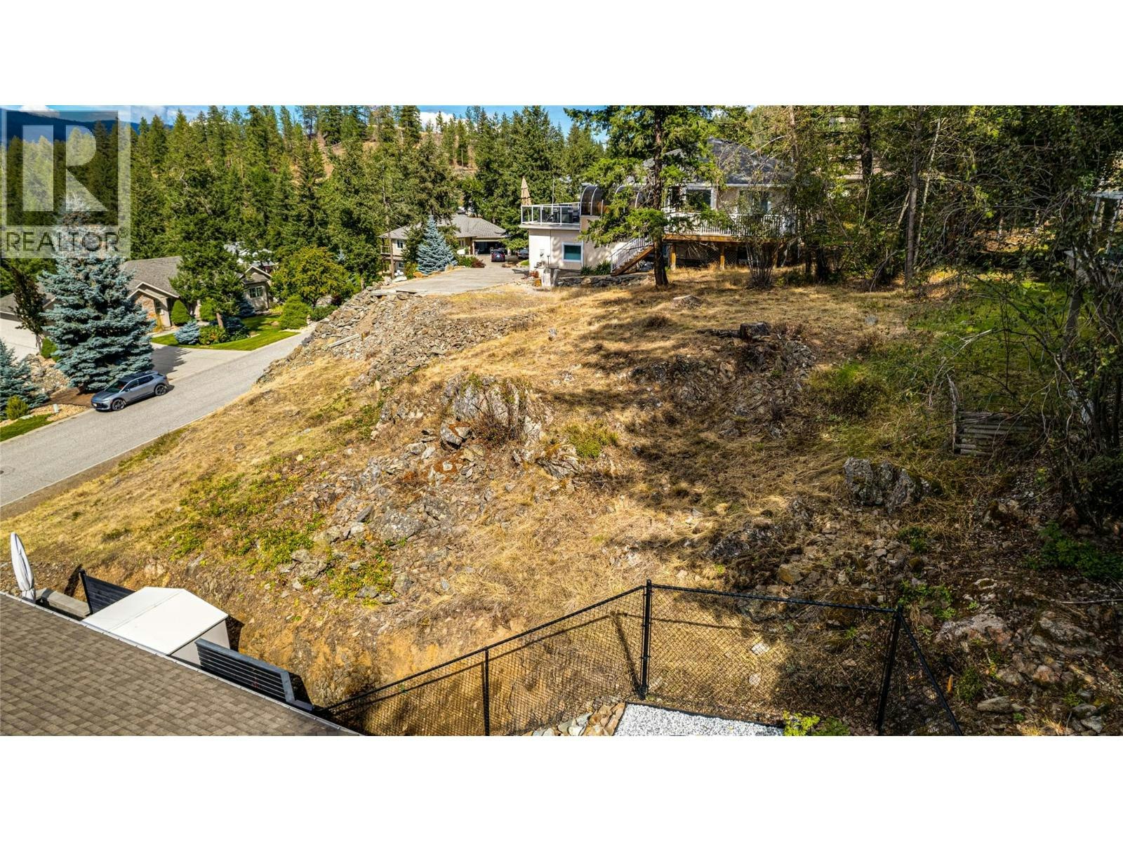 52 Peregrine Way - 5