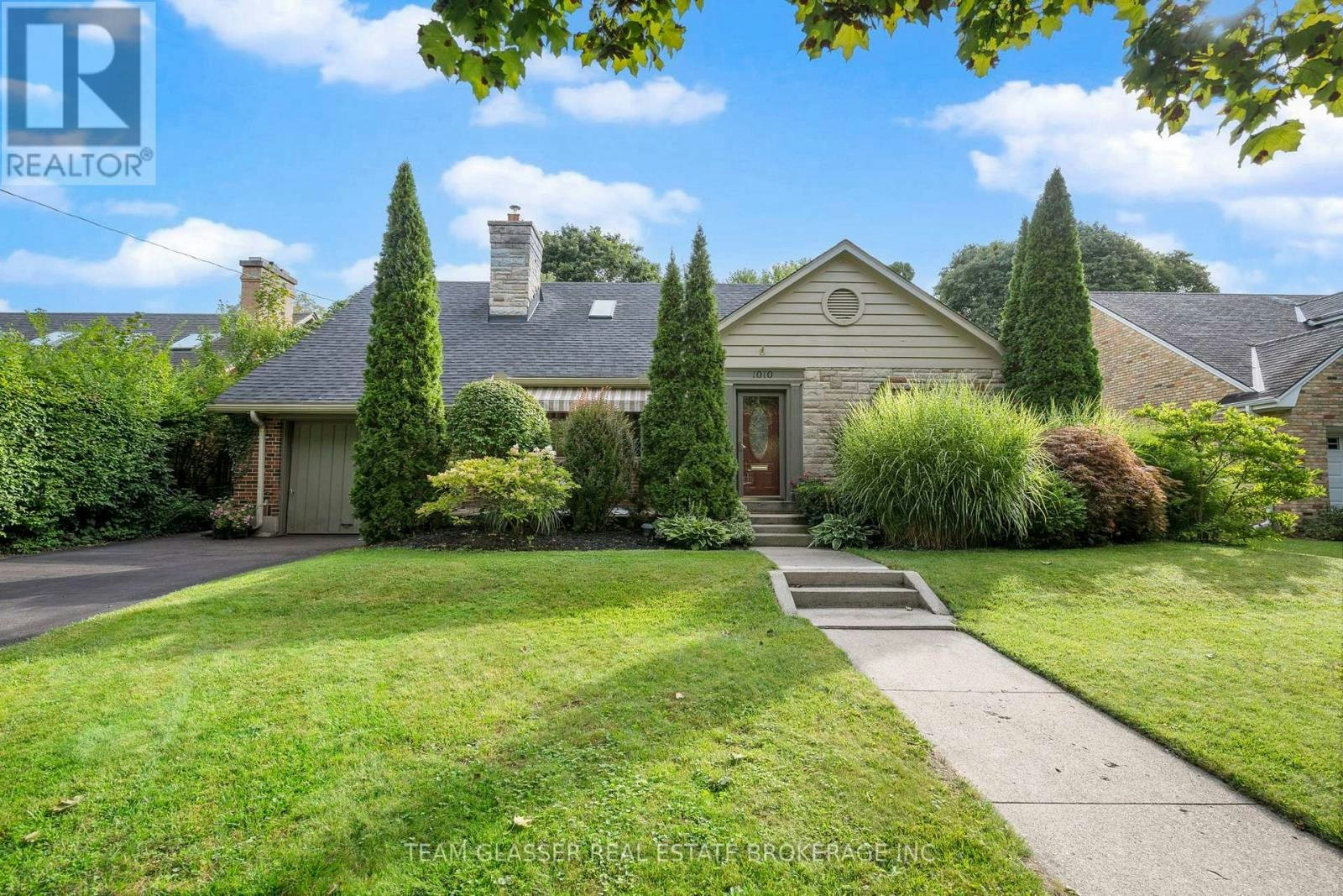 1010 Harrison Avenue, London, ON, N5Y 2V2