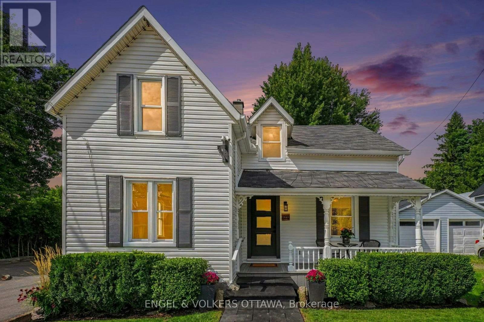 8169 Victoria Lane, Ottawa, ON, K0A 2P0
