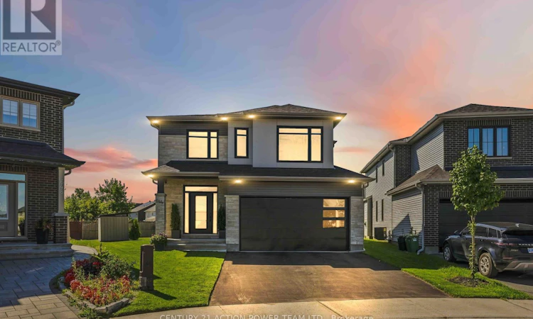 644 Moonflower Crescent