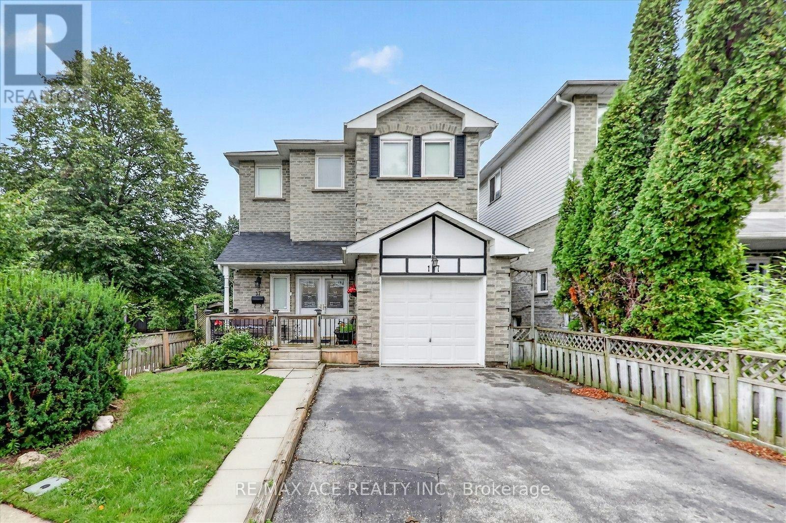 17 Whittington Court, Ajax, ON, L1S 4L4